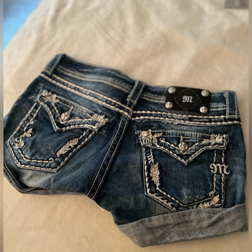 Miss me shorts size 27